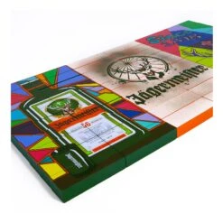 Jägermeister 35,0 % Vol 1,4 Liter Geschenkbox Mit Meister Bricks Spiel -Berühmt Imbissladen 2395949000 prod 004